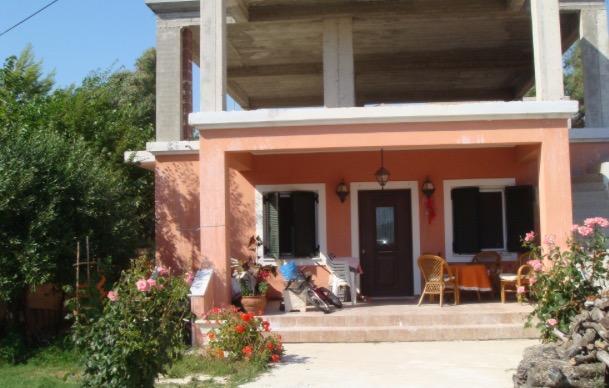 Villa Zenap Agios Georgios  Buitenkant foto