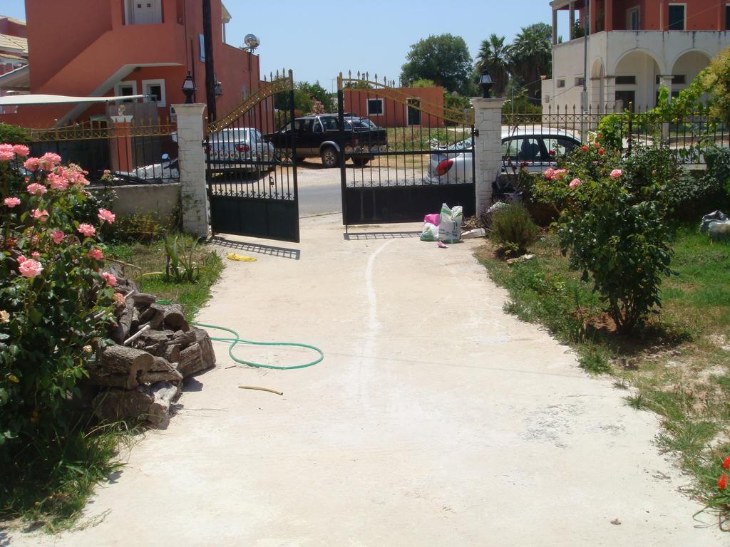 Villa Zenap Agios Georgios  Buitenkant foto